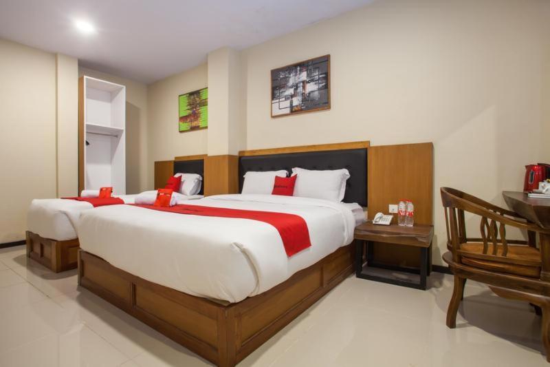 Hotel Reddoorz Premium @ Jalan Cengkeh Malang Camera foto